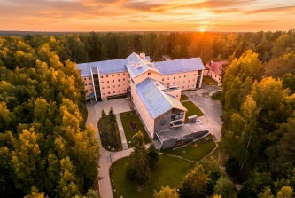 Имущество, находящееся в собственности Ярославской области, расположенное по адресу: Ярославская область, Некоузский район, п. Борок с земельным участком